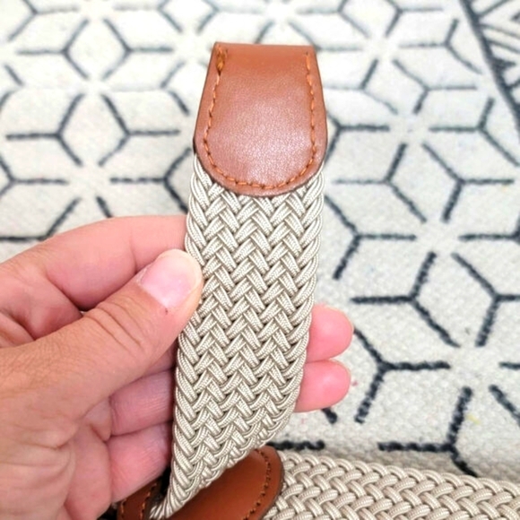BRAIDED KHAKI TAN MENS BELT W TAN & SILVER BUCKLE DETAILS, SZ - Picture 4 of 8